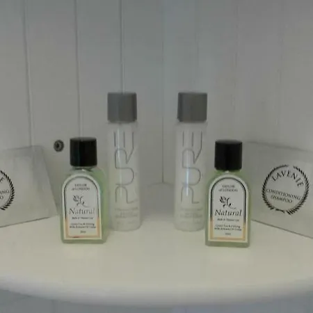 Мини-отель The Saddle