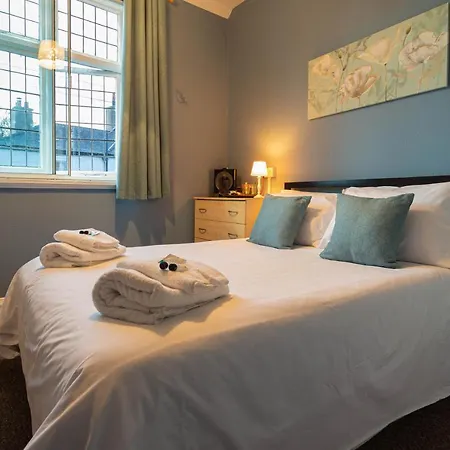 Мини-отель The Saddle