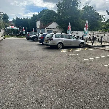 The Saddle Locanda York