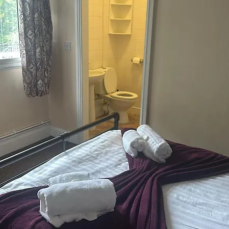 The Saddle 5* York